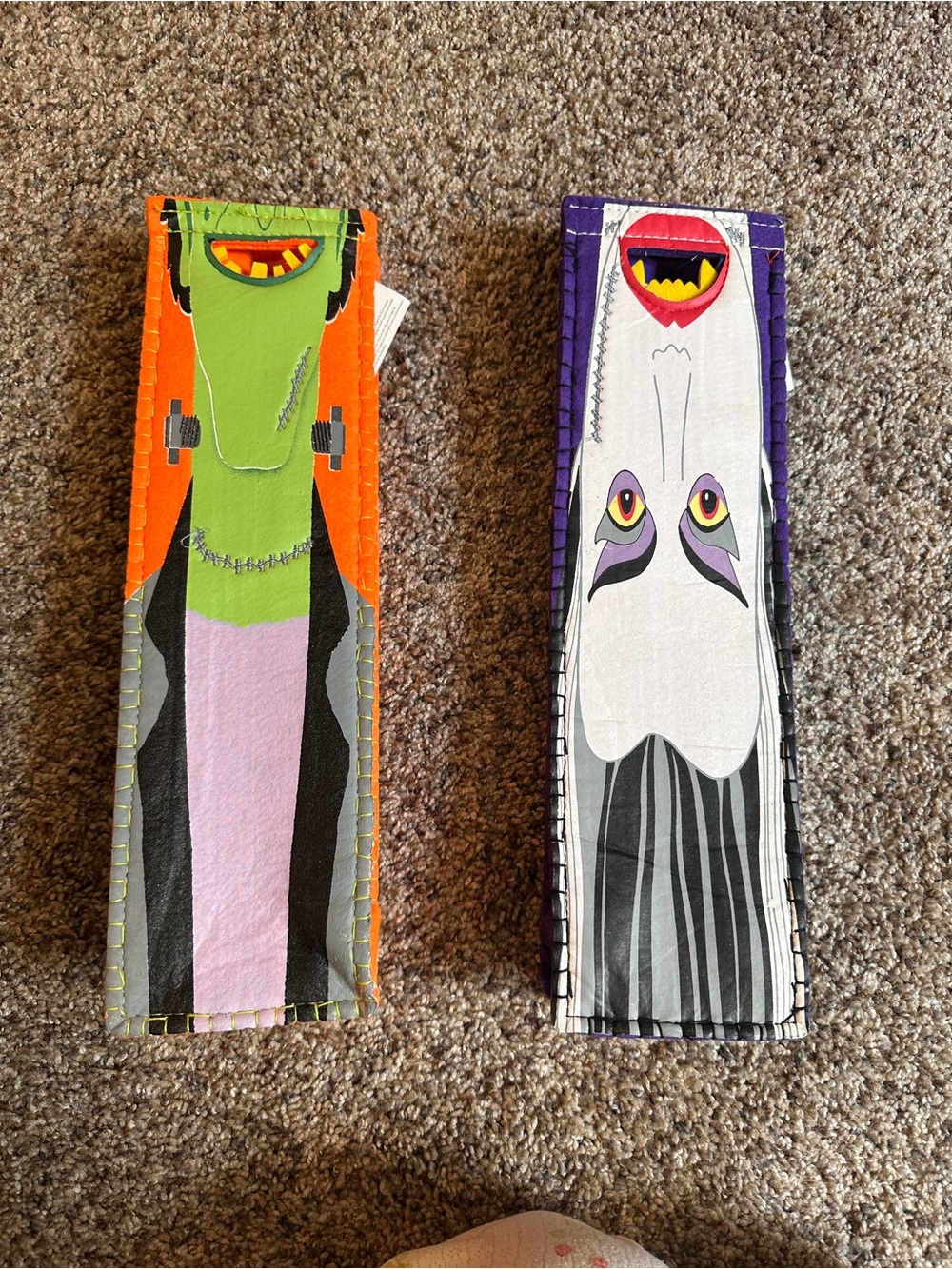 Halloween Monster wine bottle holders — Green & Purple, dep.56,NWT